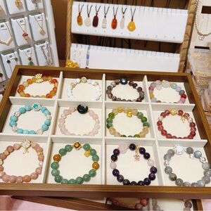 （04-15) Handmade bracelets for live show